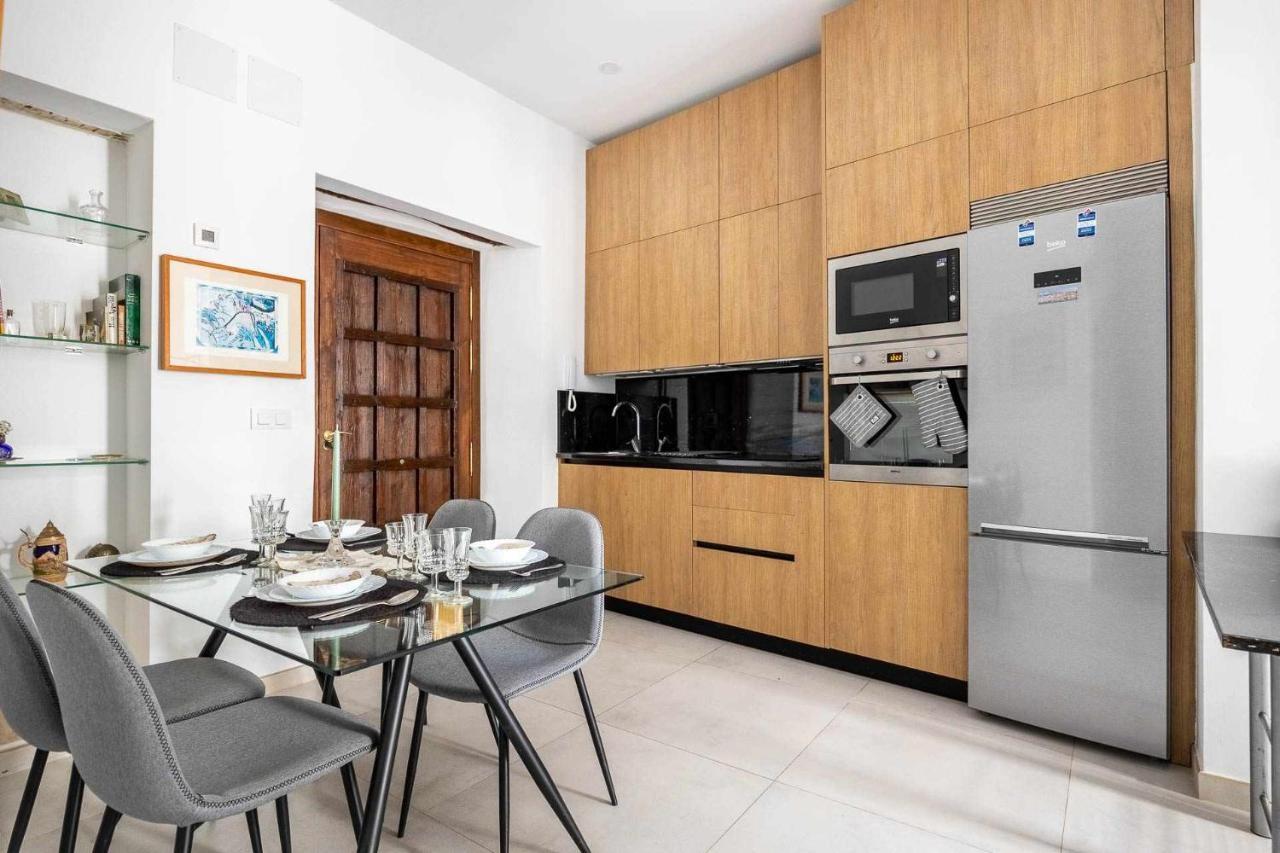 Comfy Away - Apartamento Exclusivo Mercado De Triana Con Balcon 세비야 외부 사진